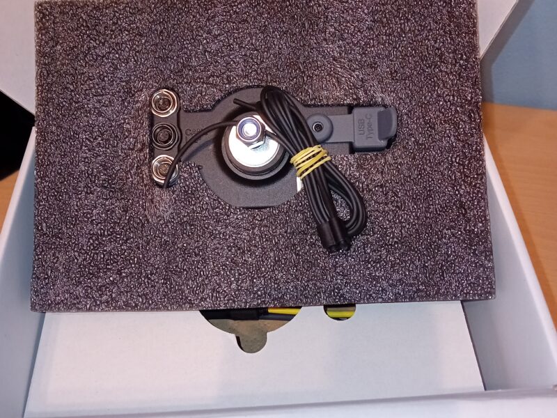 Telemetria Mychron 6 2t AIM completa di sonda Kart Scooter Nuova